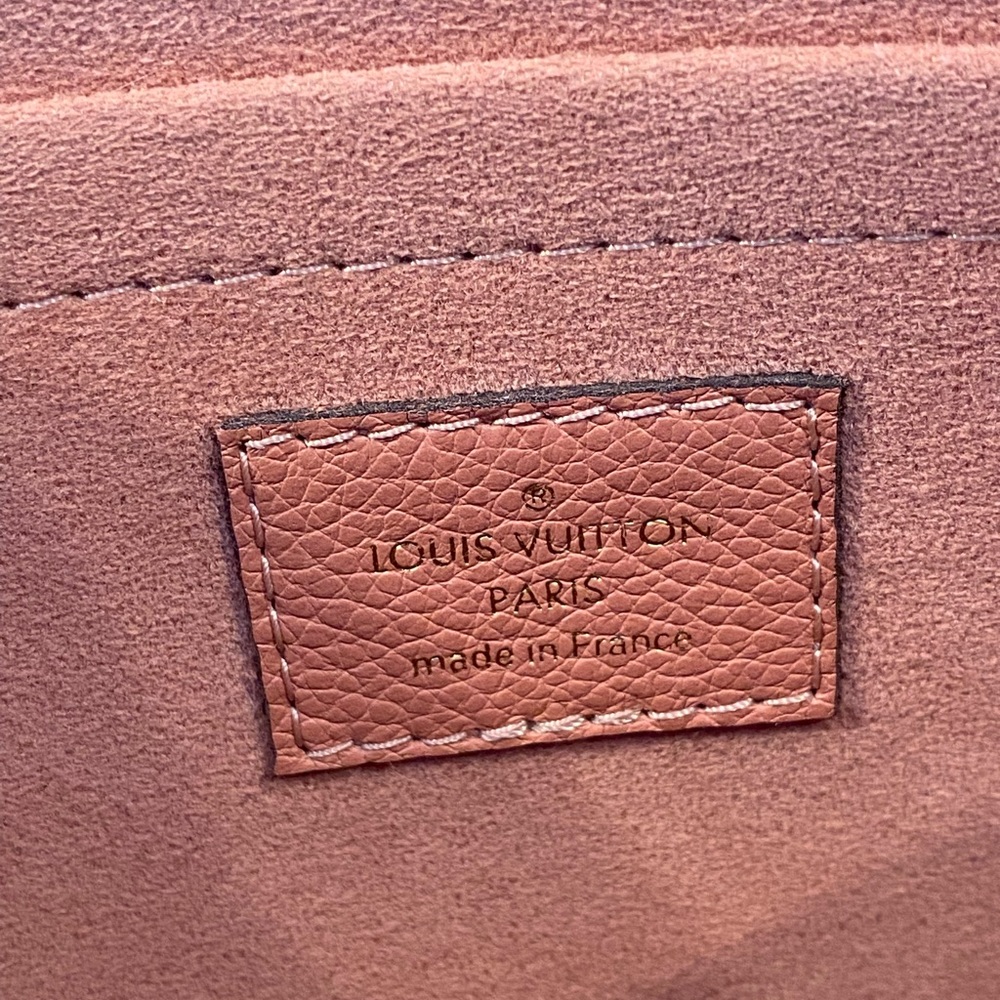 Authentic Louis Vuitton Daily Pouch Peach (rare color) Clutch - Picture 13 of 14